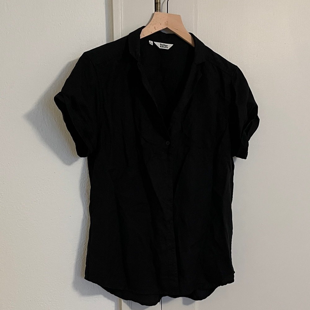 EUC Black button up size large